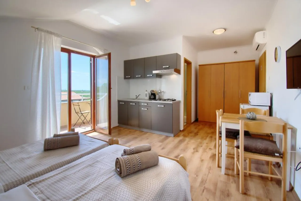 Apartments Belvedere Plovanija